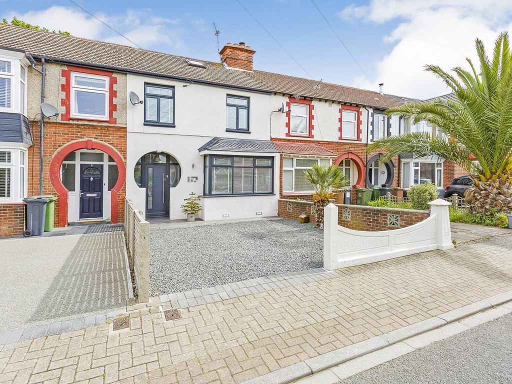 3 bed terraced house for sale in Hawthorn Crescent, Cosham, Portsmouth