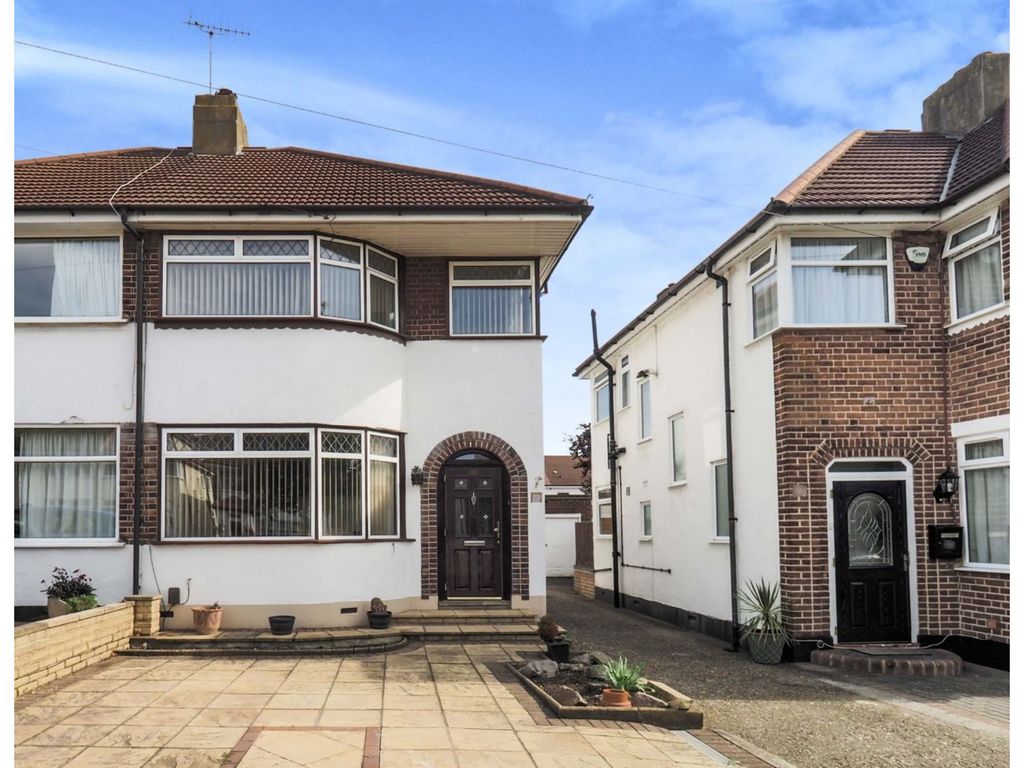 3 bed semidetached house for sale in Mountbel Road, Stanmore HA7 Zoopla