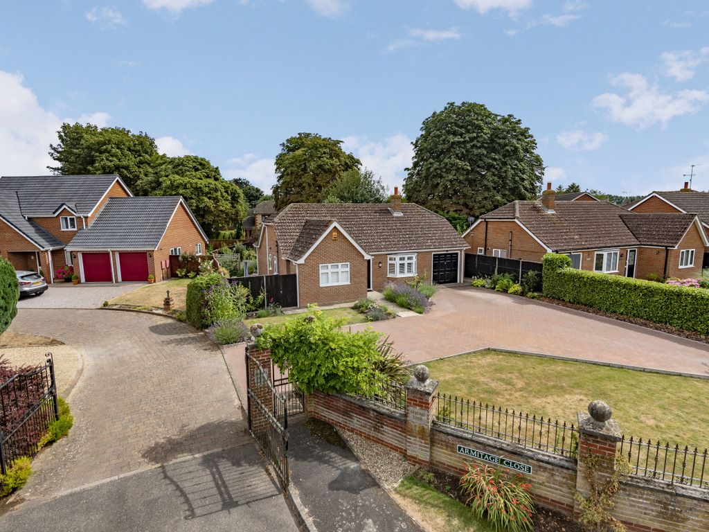 3 bed bungalow for sale in Armitage Close, Holbeach PE12 Zoopla