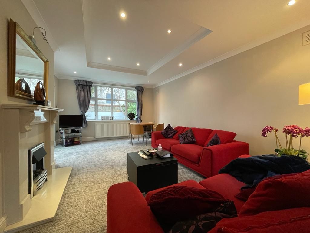 3 bed bungalow for sale in St Michaels Road, Welling DA16 Zoopla