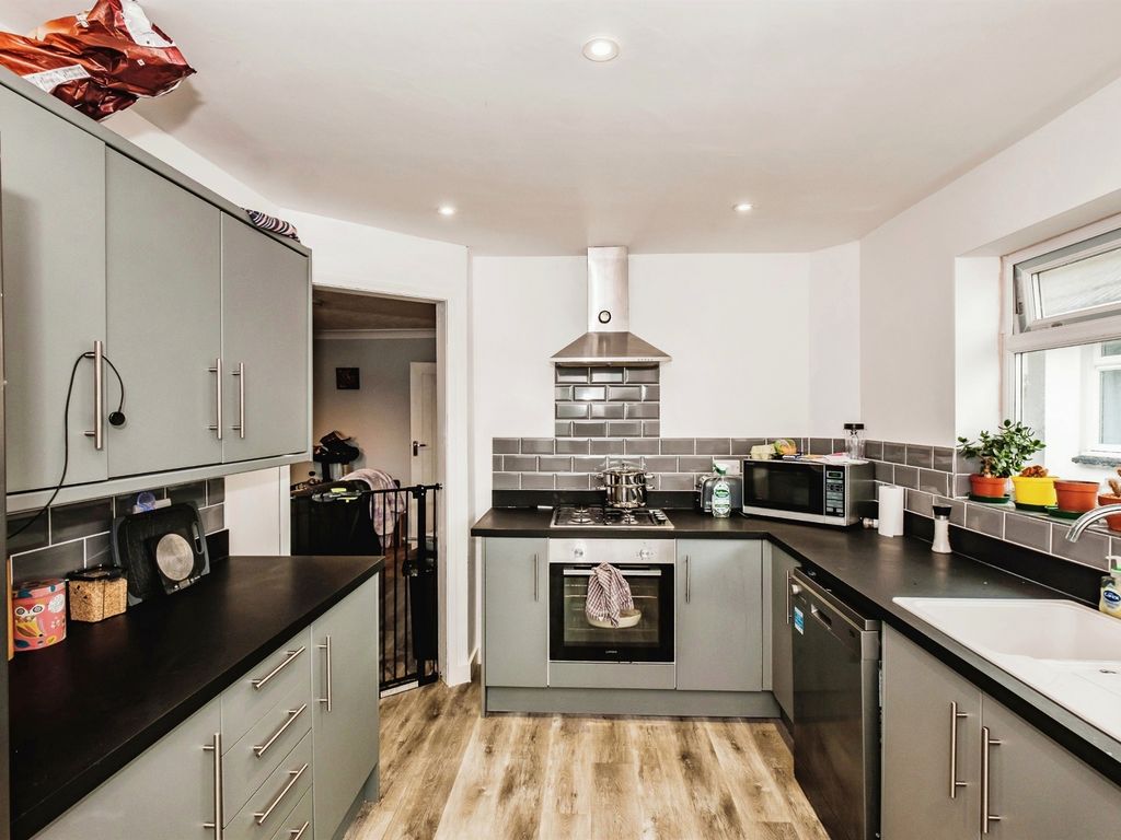 2 bed semidetached bungalow for sale in North Lane, Portslade