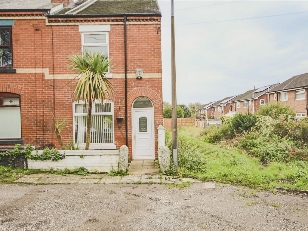 2 bed end terrace house for sale in Balliol Street, Swinton, Manchester