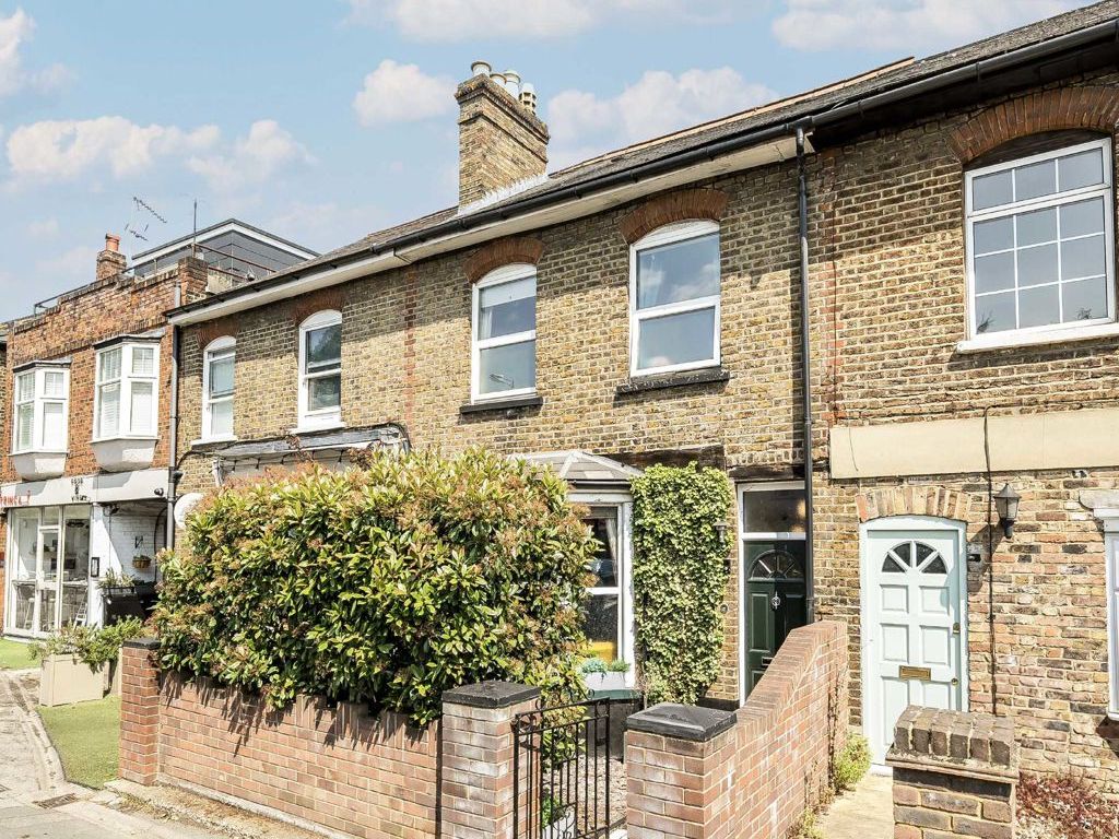 3 bed terraced house for sale in Hook Road, Surbiton KT6 Zoopla
