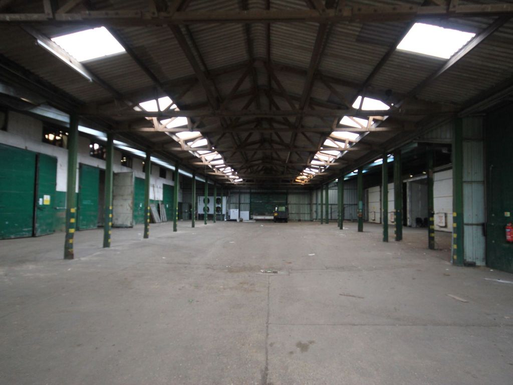 Warehouse to let in Hawks Hill Lane, Sittingbourne ME9 Zoopla