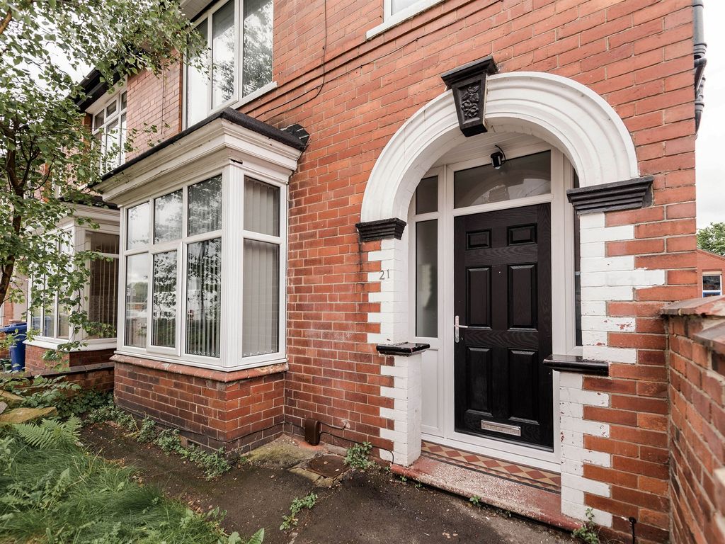 4 bed end terrace house for sale in Roberts Road, Balby, Doncaster DN4