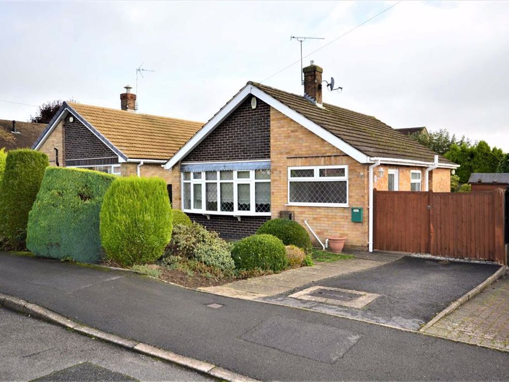 2 bed detached bungalow for sale in Shirley Road, Swanwick, Alfreton