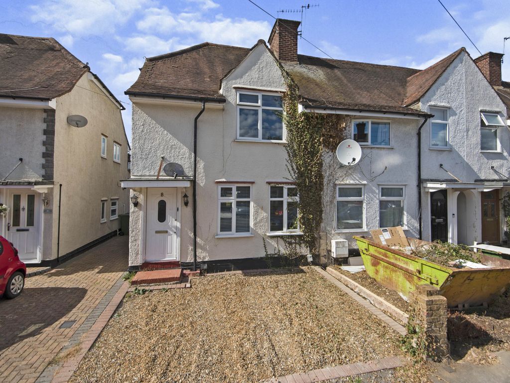 3 bed end terrace house for sale in Caillard Road, West Byfleet KT14