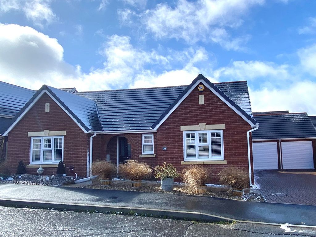 New home, 3 bed bungalow for sale in Coppersmith, Stowmarket IP14 Zoopla