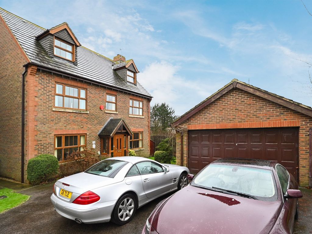 5 bed detached house for sale in Hazel Grove, Bexhill On Sea TN39 Zoopla