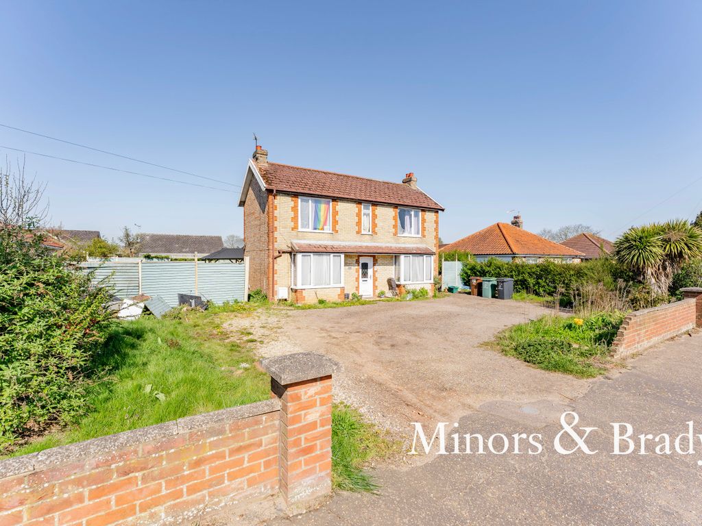 4 bed detached house for sale in Shipdham Road, Dereham NR19 Zoopla