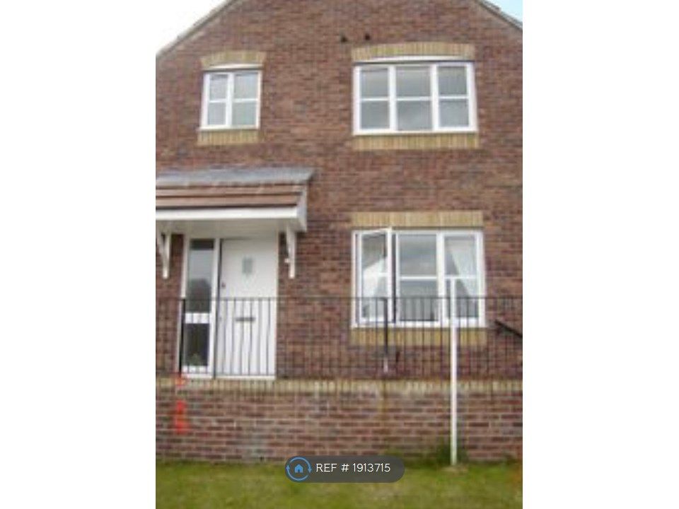 3 bed detached house to rent in Wrenwood, Neath SA10, £1,195 pcm Zoopla