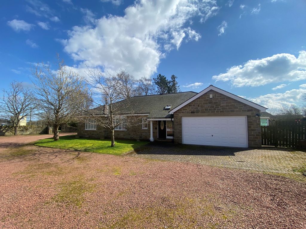 3 bed bungalow for sale in Rookwood Gardens, Rothbury Road