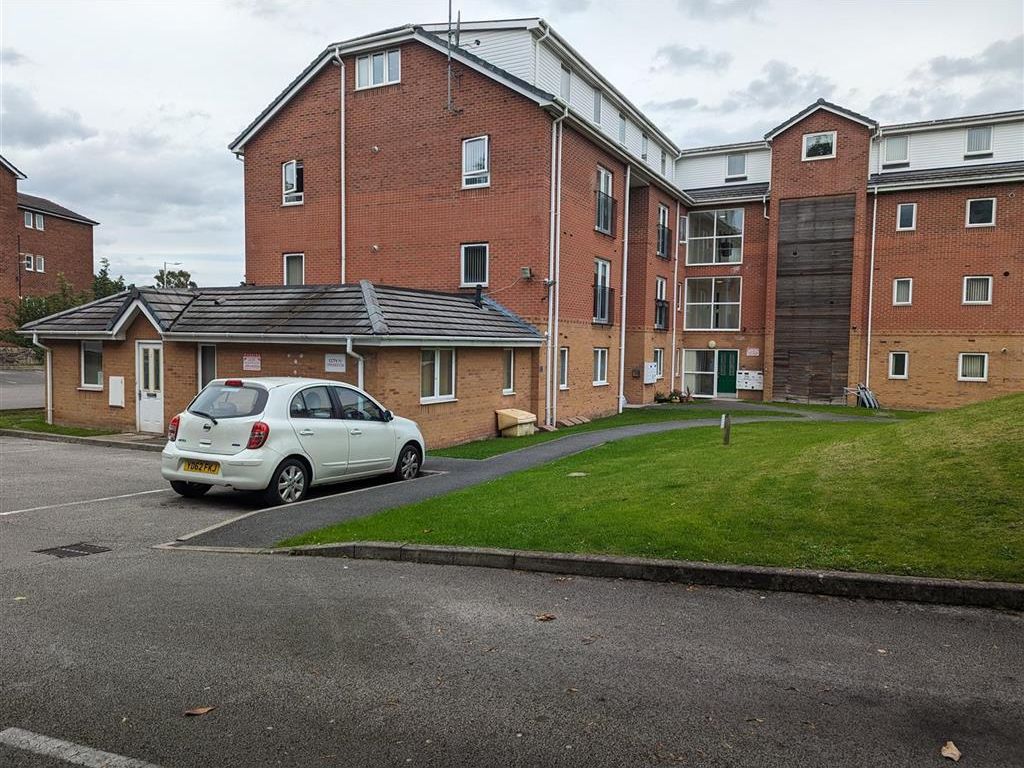 2 bed flat for sale in Old Chester Road, Rock Ferry, Birkenhead CH42, £