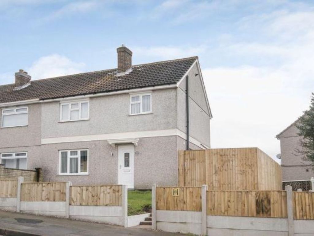 3 bed detached house to rent in Tudor Crescent, Rainworth, Mansfield