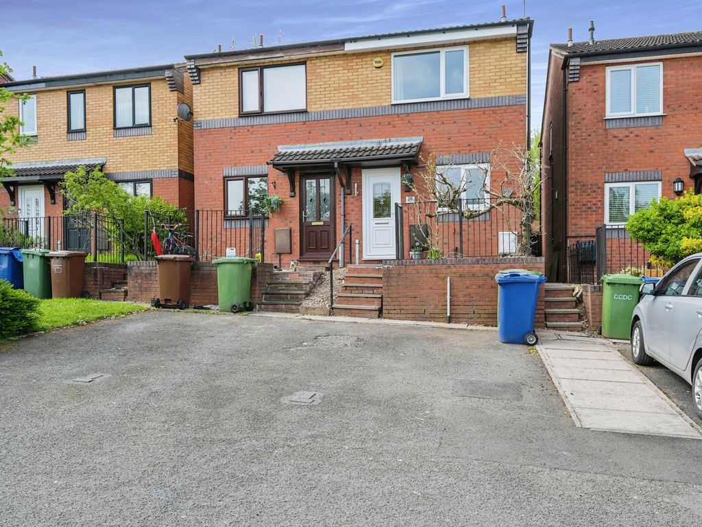 2 bed semidetached house for sale in Greig Court, Cannock