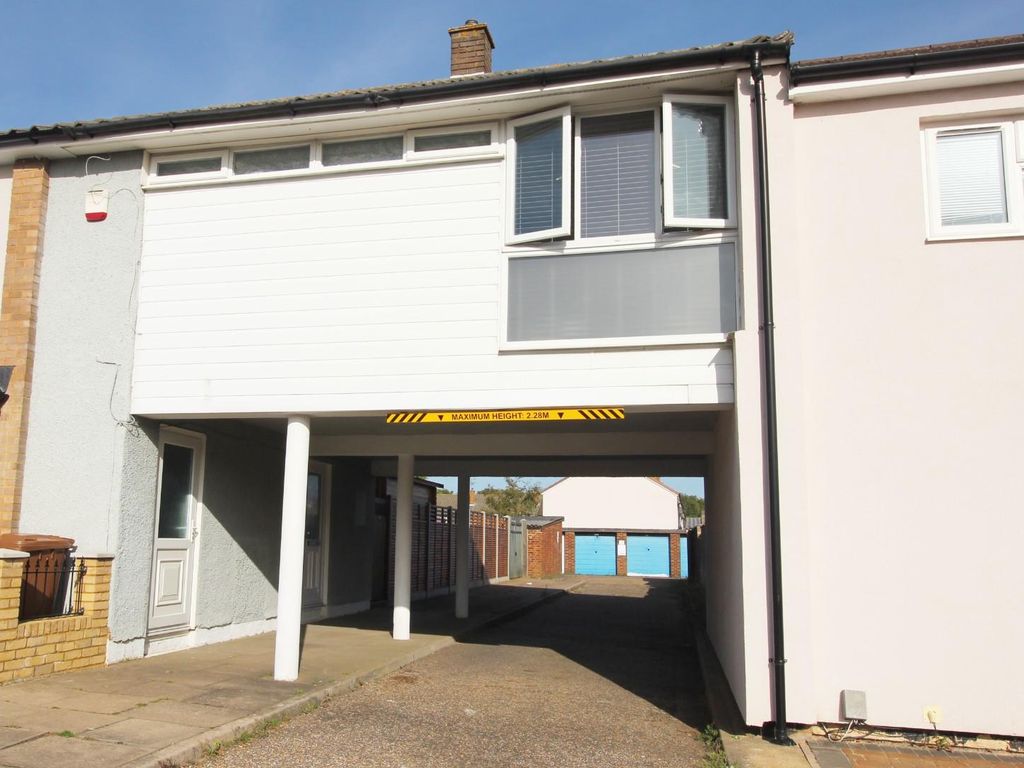 1 bed detached house for sale in Ferrier Road, Stevenage SG2, £195,000