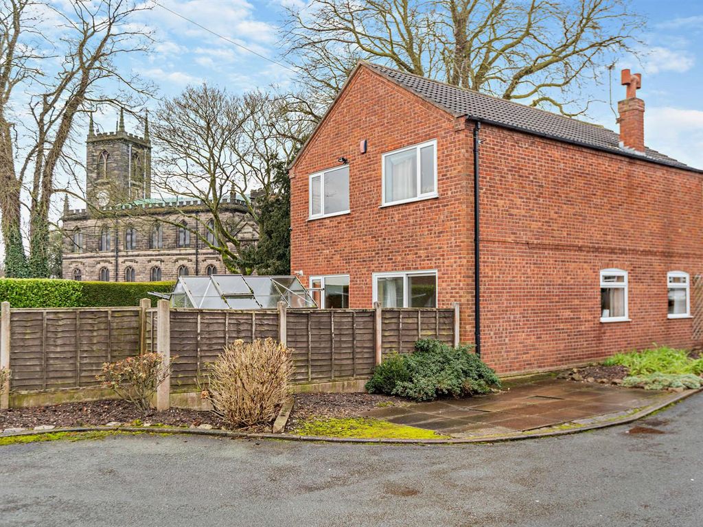 4 bed detached house for sale in St. Michaels Close, Stone ST15, £