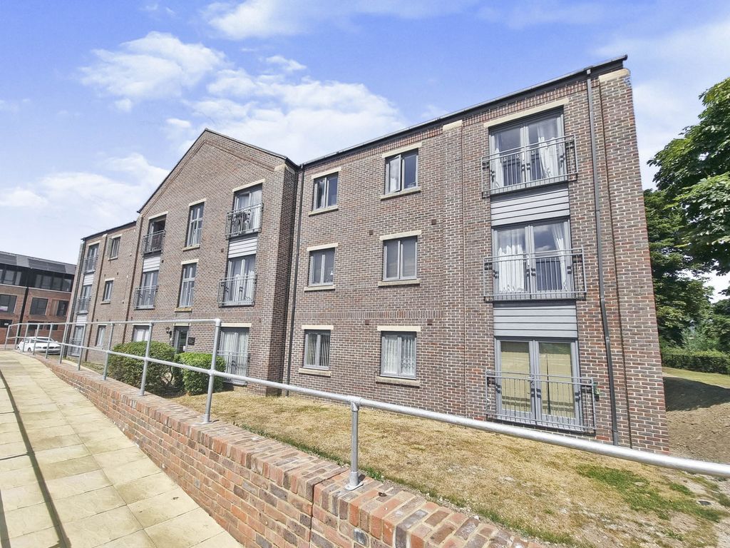 1 bed flat for sale in Searle Drive, Gosport PO12 Zoopla