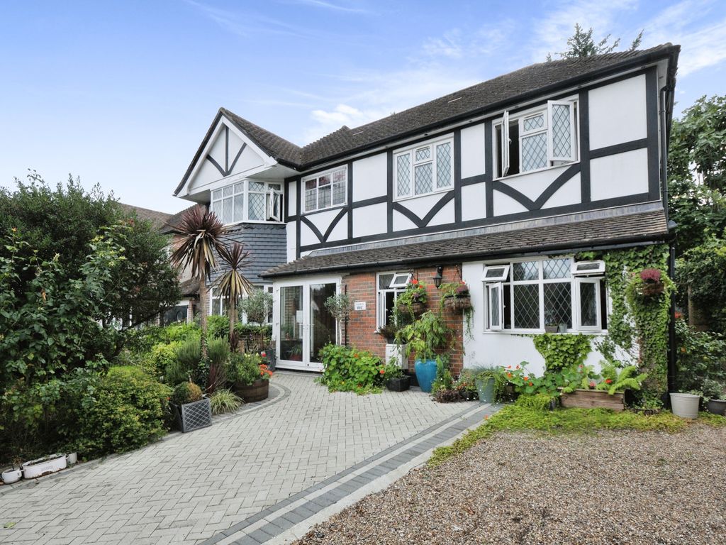 5 bed detached house for sale in Albemarle Road, Beckenham BR3, £1,100,000 Zoopla