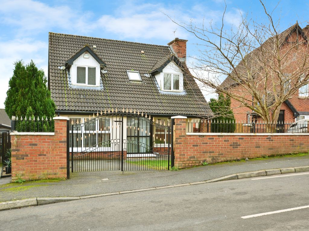3 bed semidetached house for sale in Lagmore Glen, Belfast BT17, £