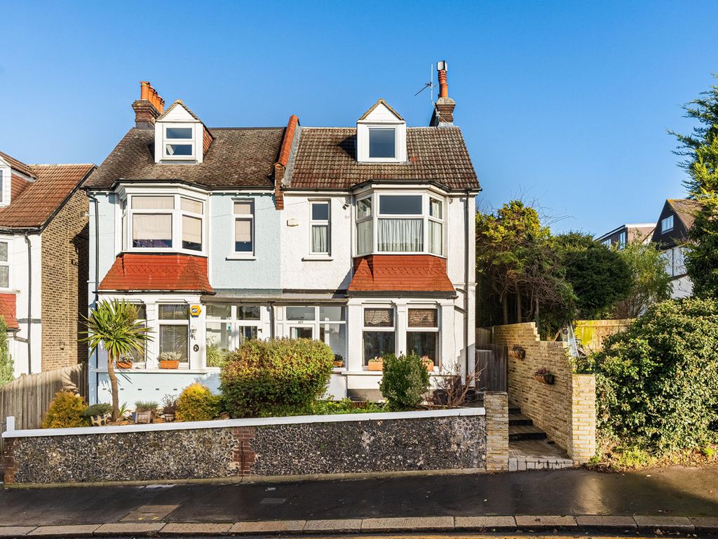 4 bed semidetached house for sale in Selsdon Road, South Croydon CR2