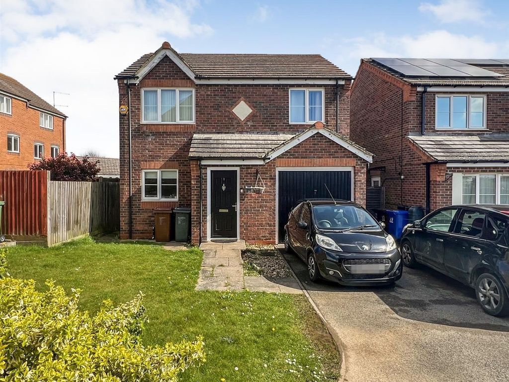 3 bed detached house for sale in Nash Close, Corby NN18, £270,000 Zoopla