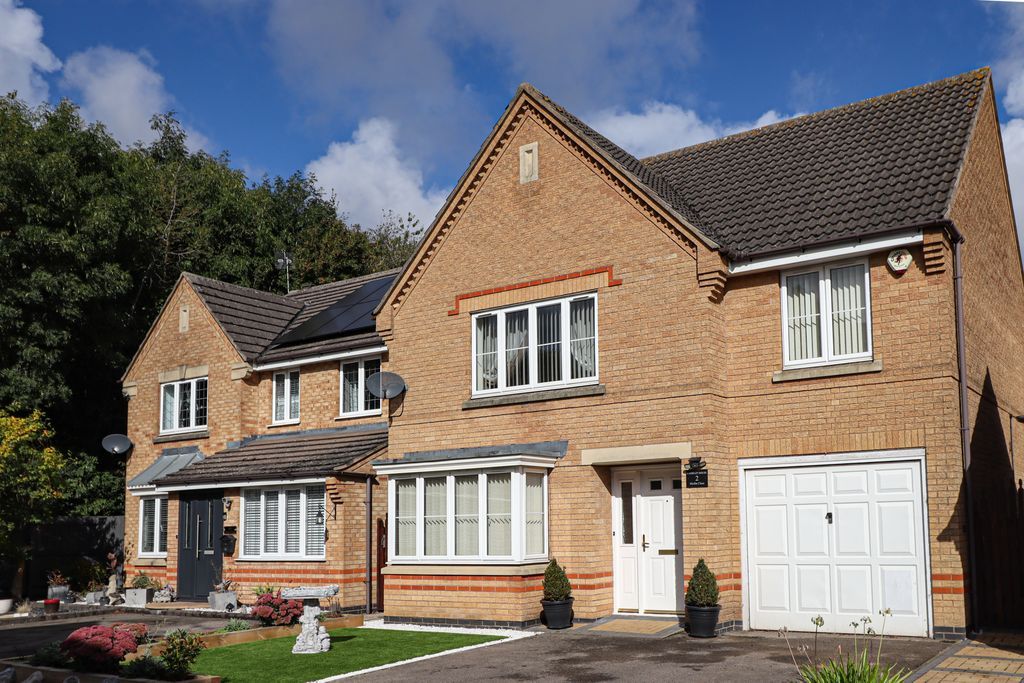 4 bed detached house for sale in Merlin Close, Rugby CV23 Zoopla