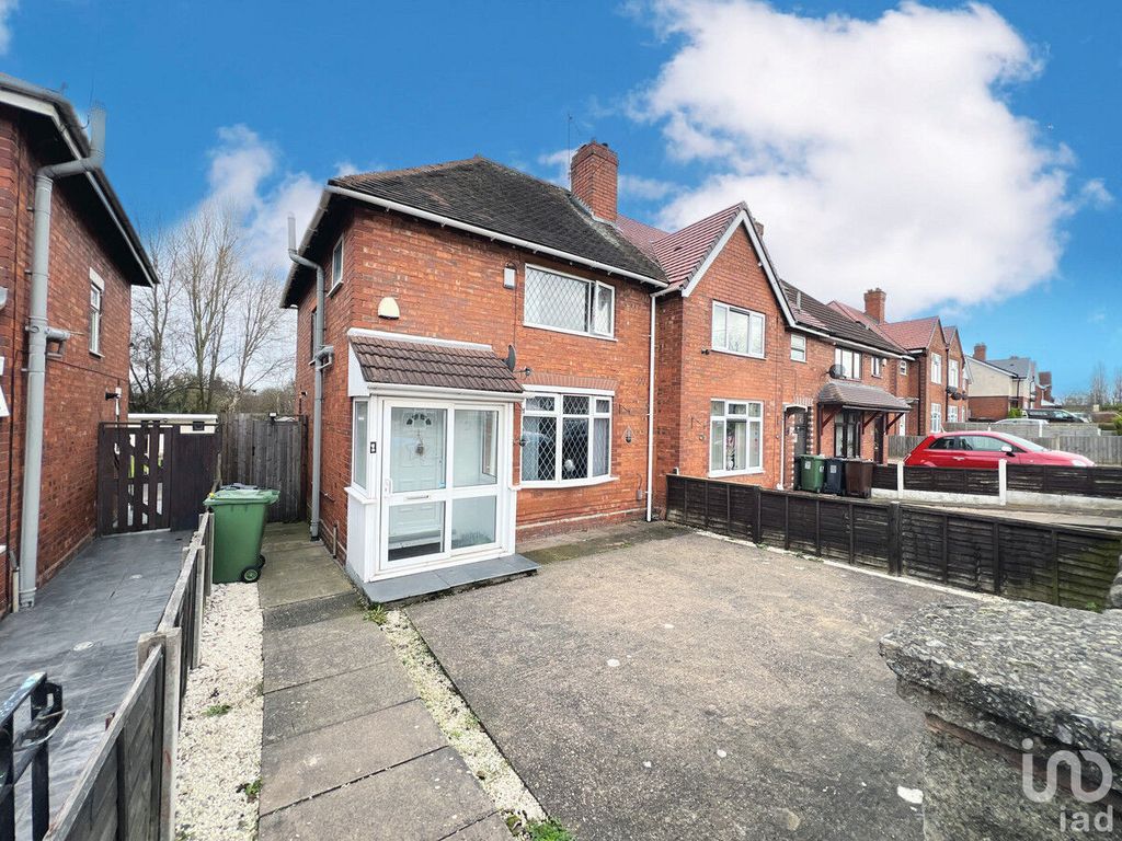 3 bed semidetached house to rent in Abbotts Street, Walsall WS3, £850