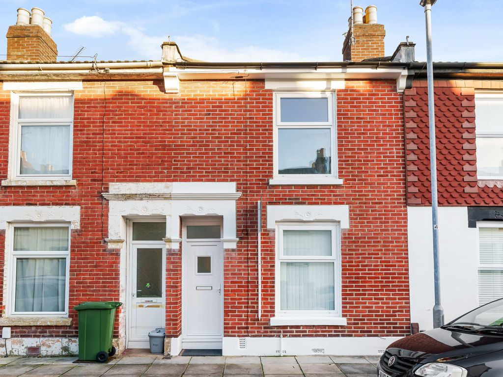 2 bed terraced house for sale in Manor Park Avenue, Portsmouth PO3, £