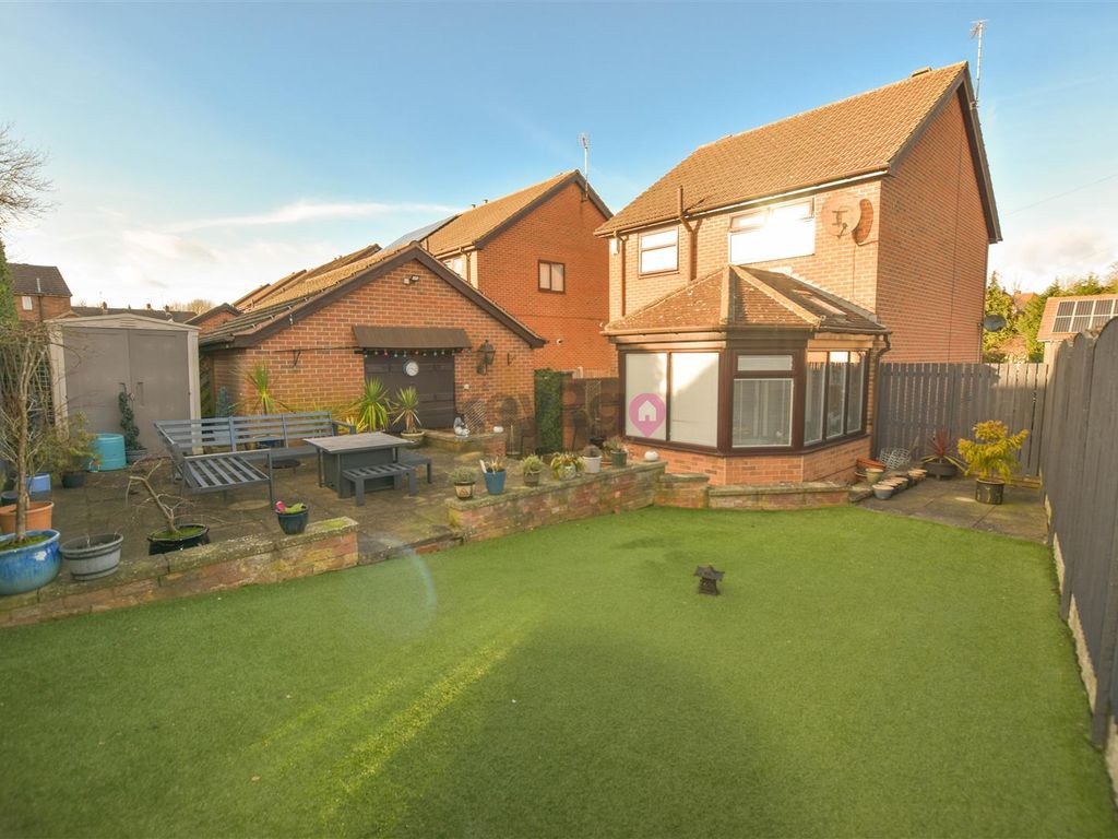 3 bed detached house for sale in Kew Crescent, Charnock, Sheffield S12 Zoopla