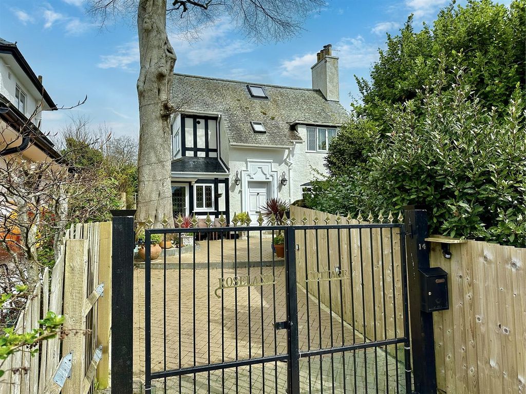 3 bed detached house for sale in Thornhill Way, Mannamead, Plymouth PL3