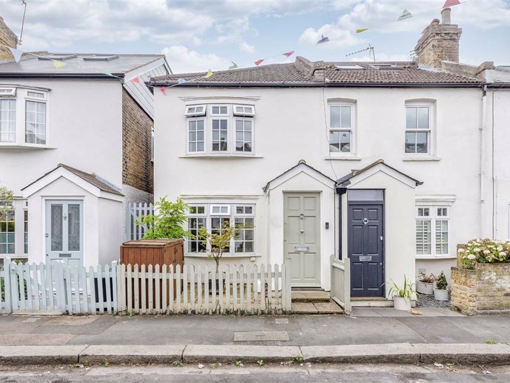 2 bed property to rent in York Road, Teddington TW11 Zoopla