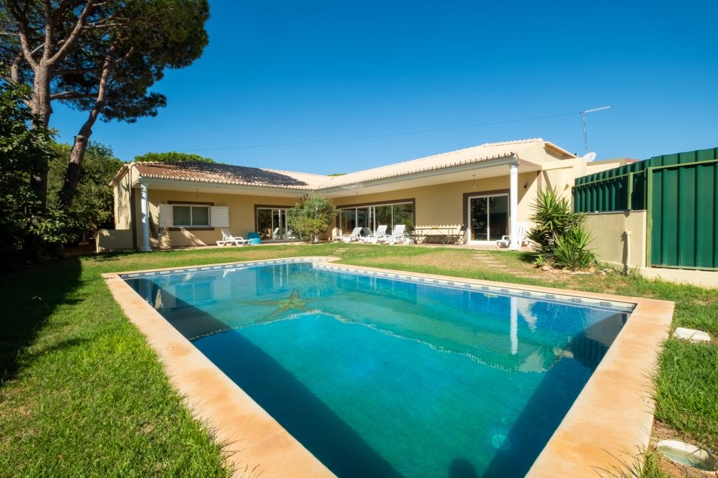 3 bed villa for sale in Aldeia Das Açoteias, Albufeira E Olhos De Água, Albufeira, Central