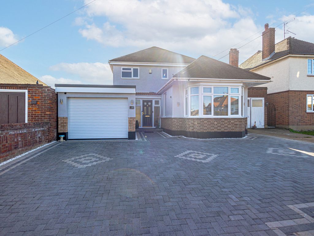 4 bed detached house for sale in Midhurst Avenue, WestcliffOnSea SS0