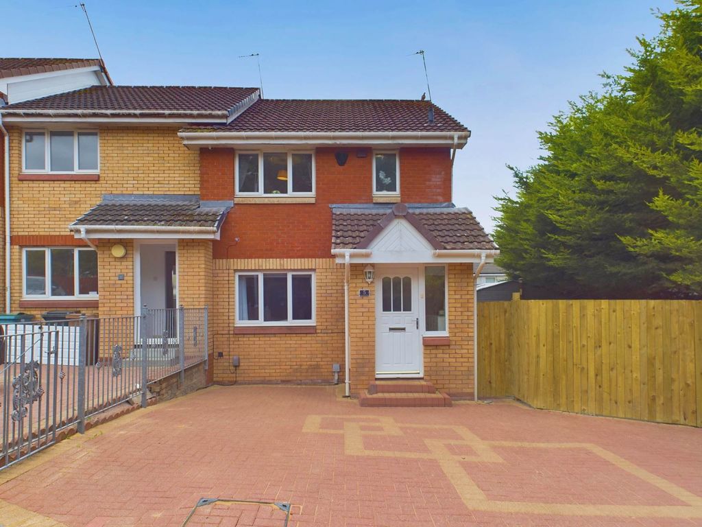 3 bed end terrace house for sale in Cross Stone Place, Motherwell ML1, £150,000 Zoopla