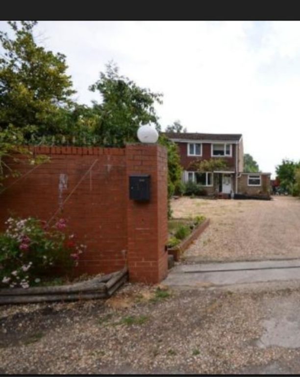 Water Lane, Farnham GU9  