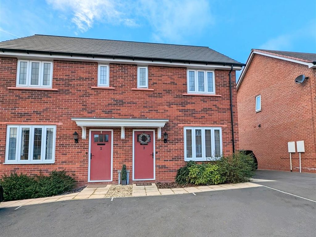 2 bed property for sale in Grayling Drive, Holmer, Hereford HR4, £