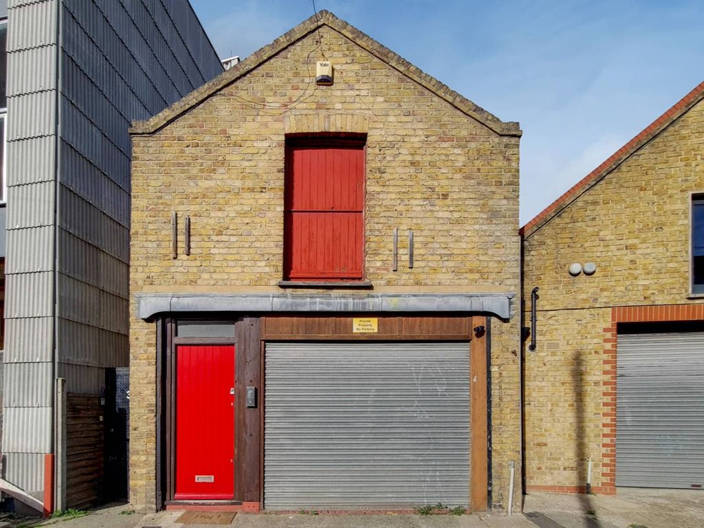 Woodland Grove Greenwich London SE10  