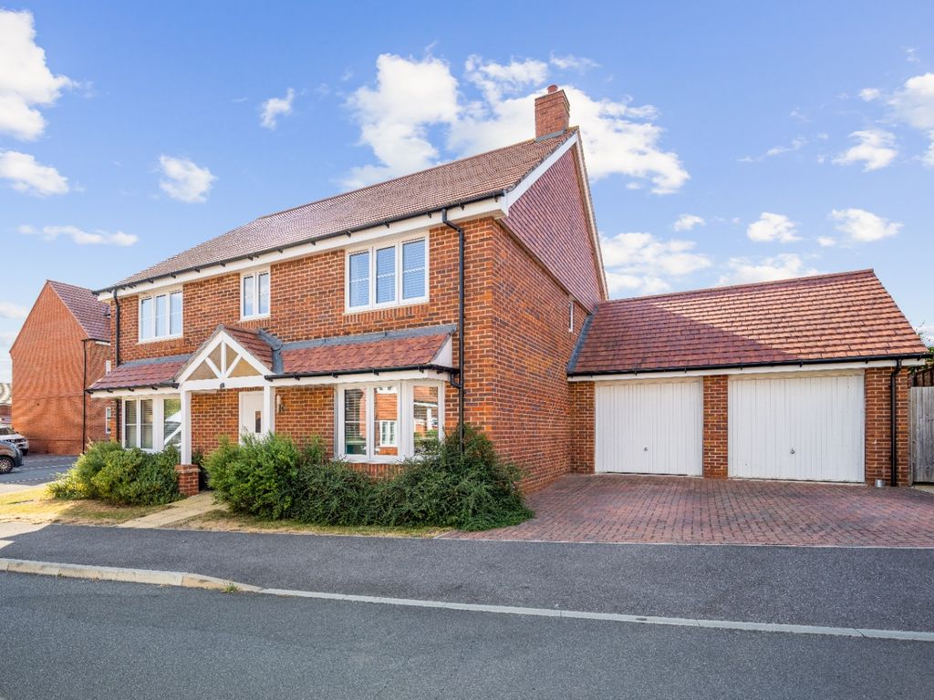 5 bed detached house for sale in Beckingham Road, Amesbury SP4 Zoopla