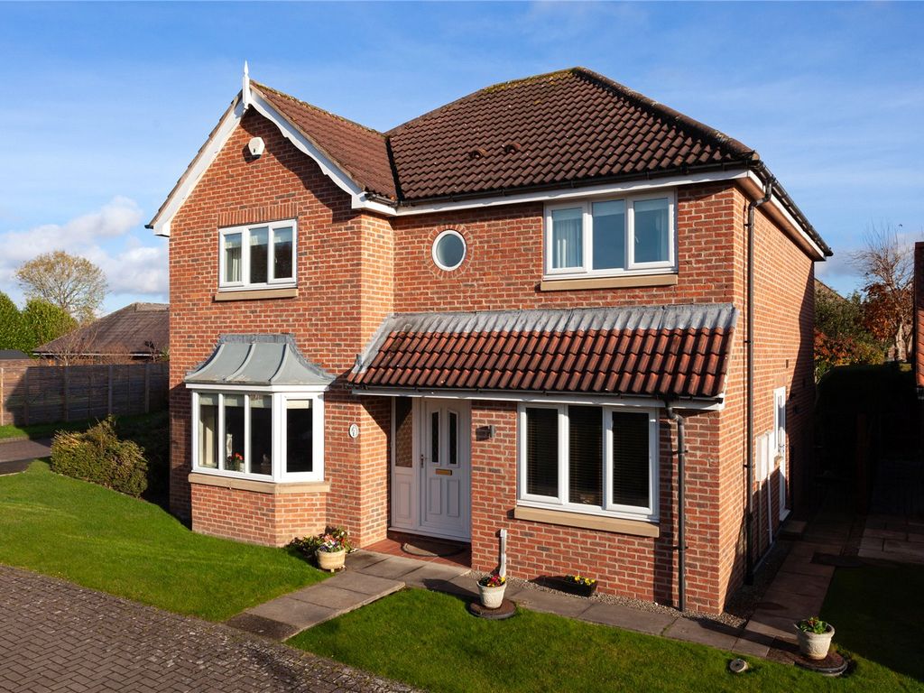 4 bed detached house for sale in Kingfisher Close, Huntington, York
