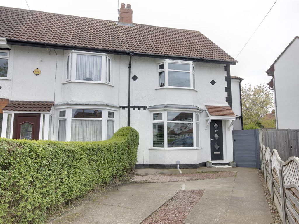 3 bed end terrace house for sale in The Paddock, Hull HU4, £225,000