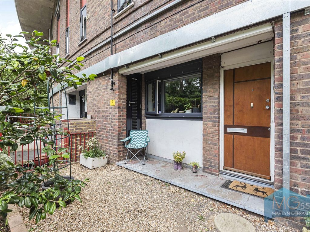 3 bed for sale in Old Farm Road, East Finchley, London N2 Zoopla