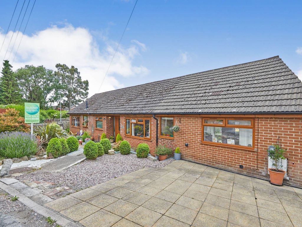 4 bed detached bungalow for sale in Hillside Rise, Belper DE56 Zoopla