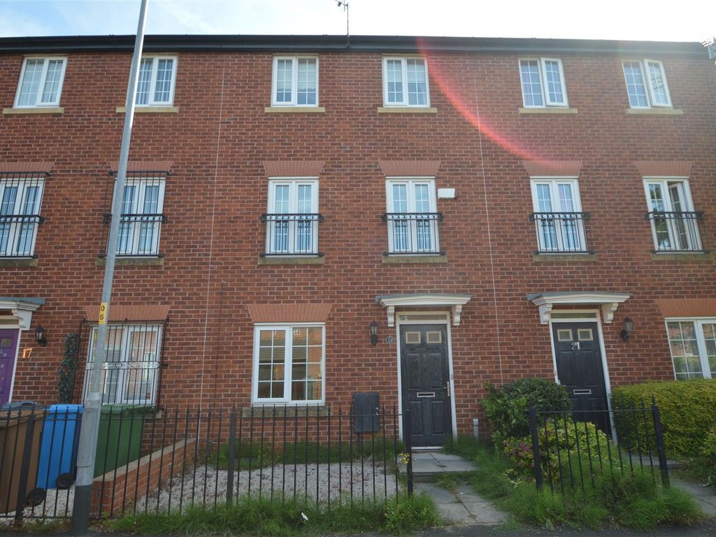 4 bed property to rent in Paprika Close, Openshaw, Manchester M11 Zoopla