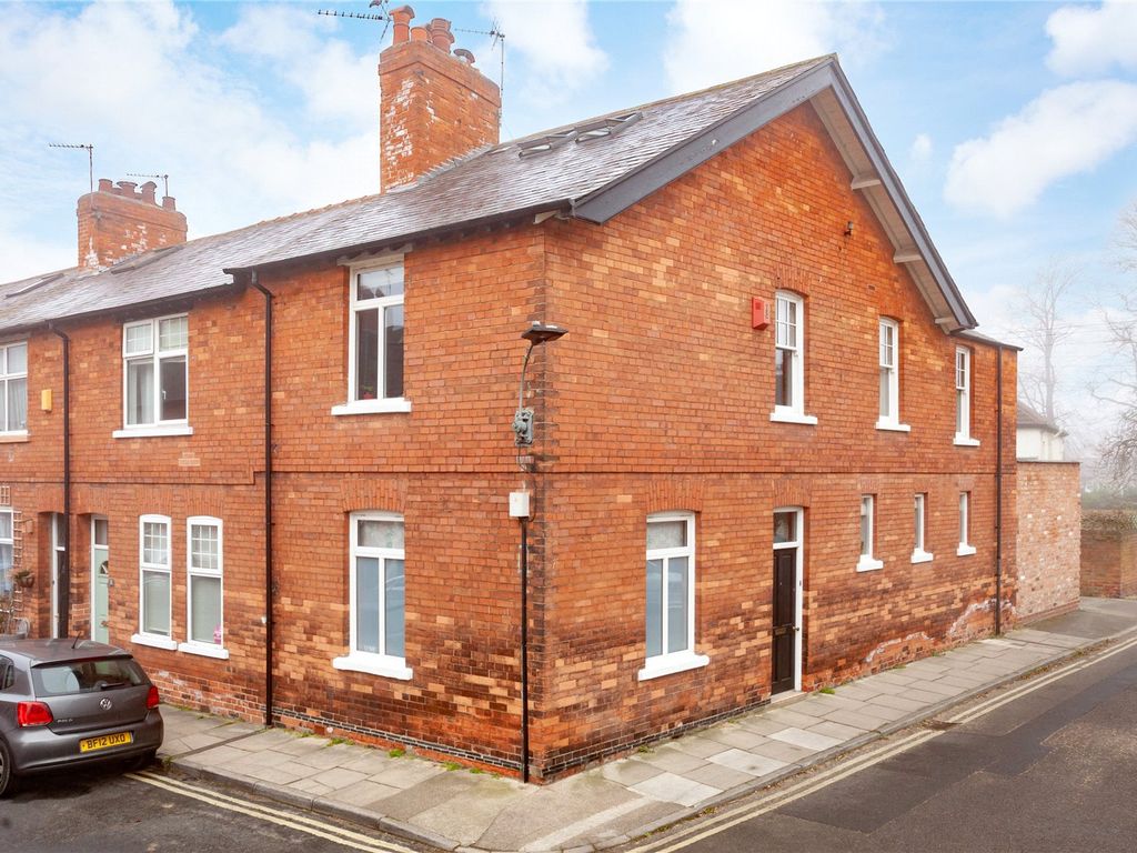 4 bed end terrace house for sale in Rosedale Street, York YO10 Zoopla