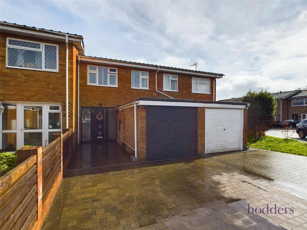 3 bed terraced house for sale in Aymer Drive, StainesUponThames