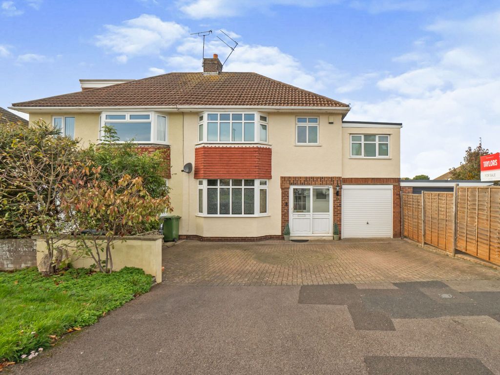 5 bed semidetached house for sale in Queensholm Drive, Bromley Heath