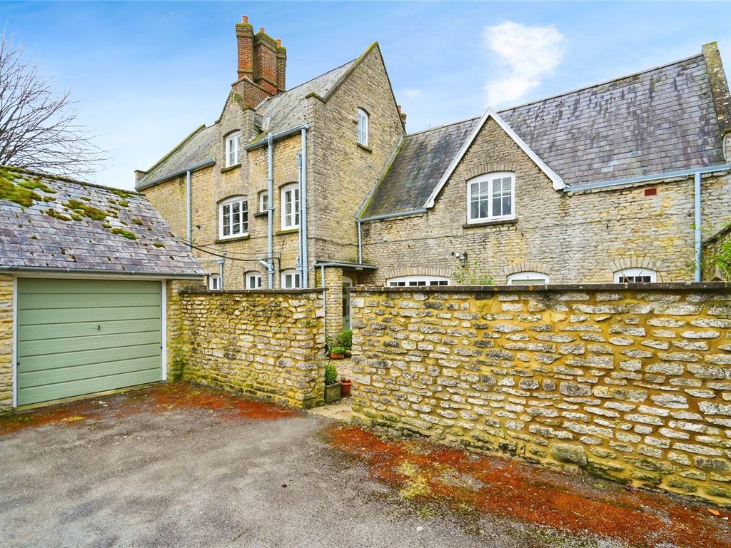 1 bed flat for sale in Mill Road, Stratton Audley, Bicester OX27, £