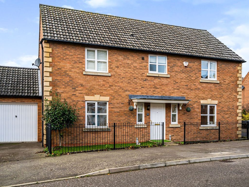 4 bed detached house for sale in Haddonian Road, Market Harborough LE16