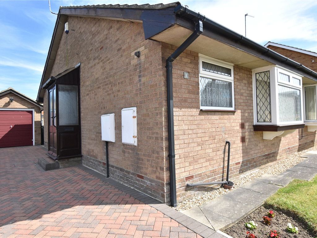 2 bed bungalow for sale in Ravensworth Way, Leeds, West Yorkshire LS15
